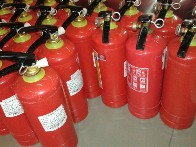 上海武军消防主要产品:消防器材,消防设备,消防报警系统,消防维保
