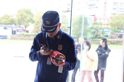 3&middot;15进行时